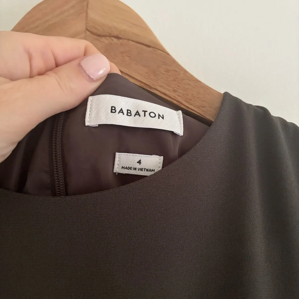 Aritzia Babaton Exalt Dress Dark Olive Green Size 4 Pencil Office Classic - Picture 3 of 5